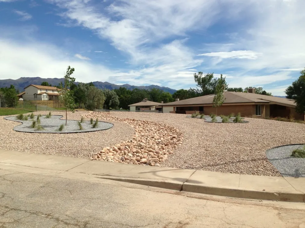 Professional outdoor landscaping in Centerville, UT - Lawn Butler