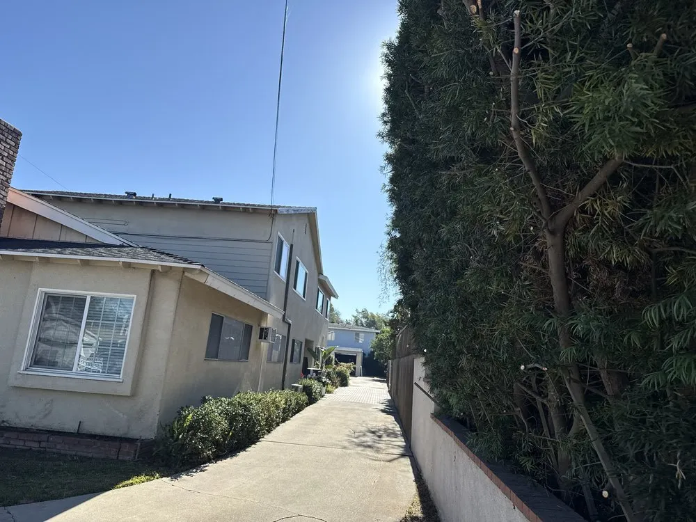 Local lawn mowing service in Orange County, CA - Lawn By Twins