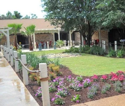 Top-rated landscaping services experts serving Richmond, VA - Lawn Care And Gardens By Andrew