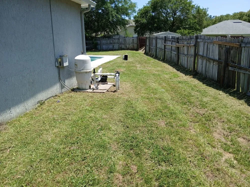 Professional garden landscaping in Jacksonville, FL by Lawn Care and Handyman Services