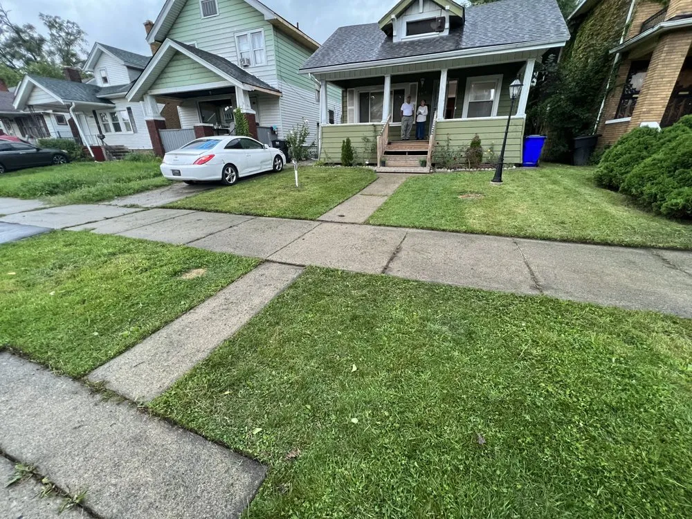 Reliable garden landscaping in Detroit, MI - Lawn Care And Lanscape