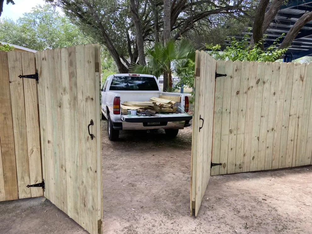 Affordable garden landscaping in Mission, TX - Lawn care Benito’s