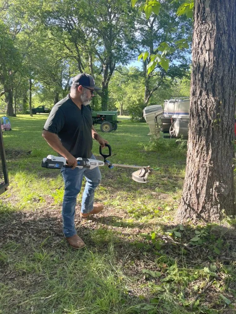 Professional yard maintenance in Claremore, OK - Lawn Care By Chema Paz