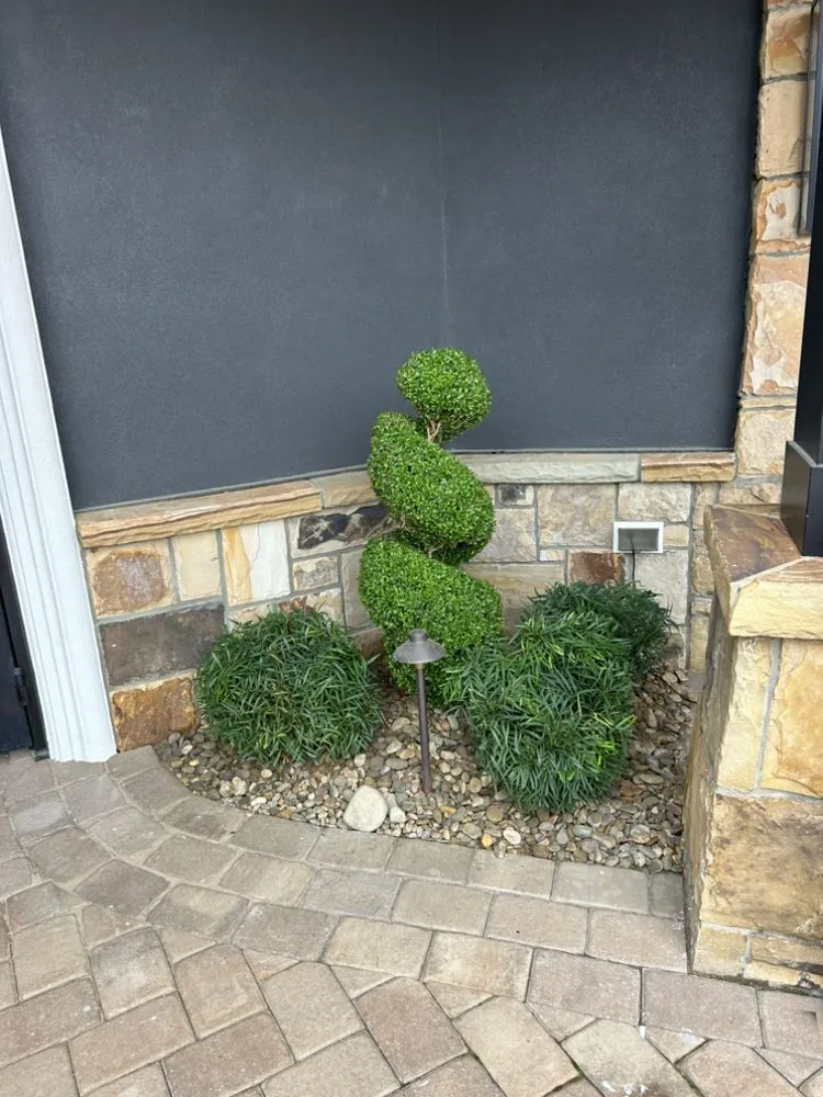 Reliable garden landscaping in Pilot Mountain, NC by Lawn Care Creations