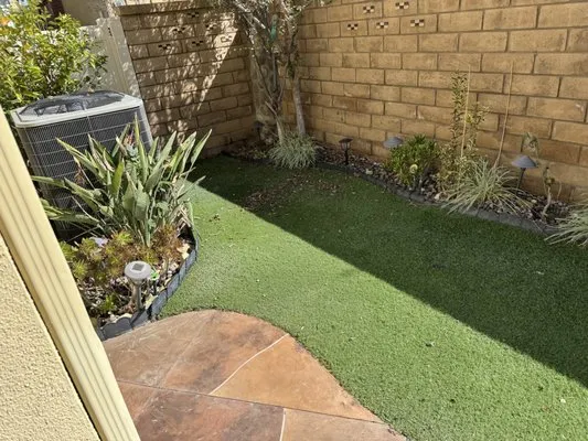 Lawn Care Garden Service Logo