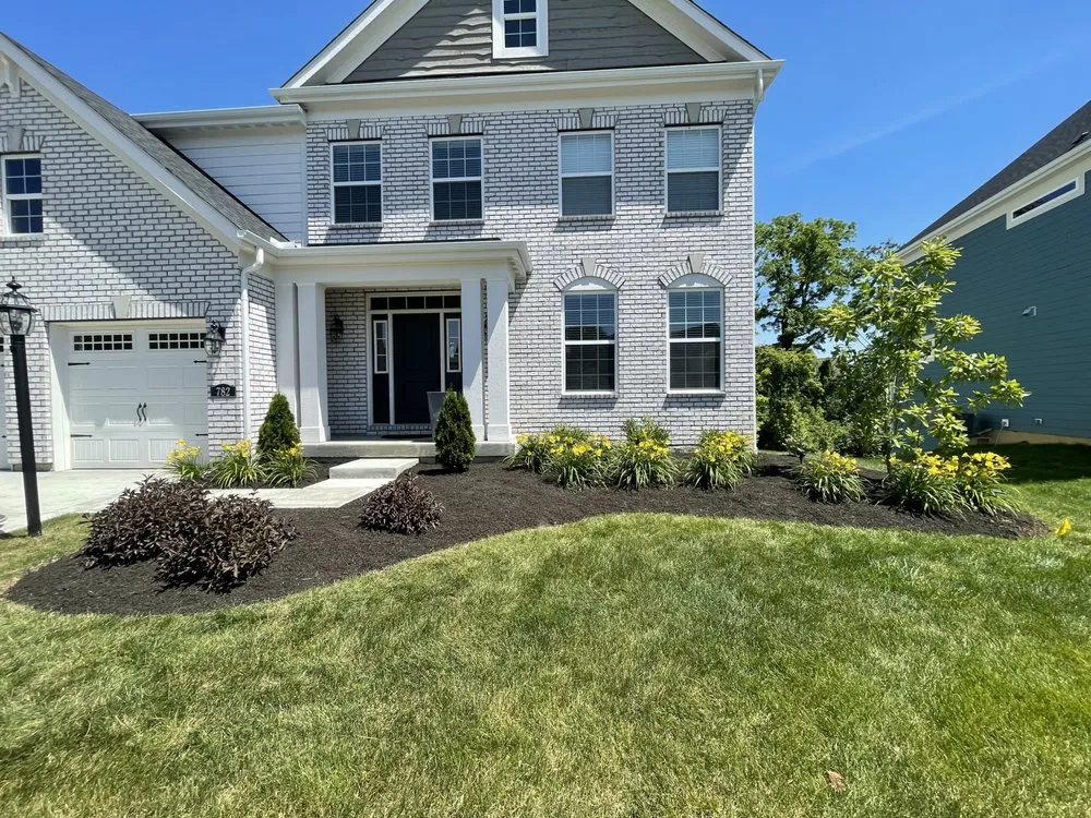 Top-rated landscape installation in Columbus, OH - Lawn care service