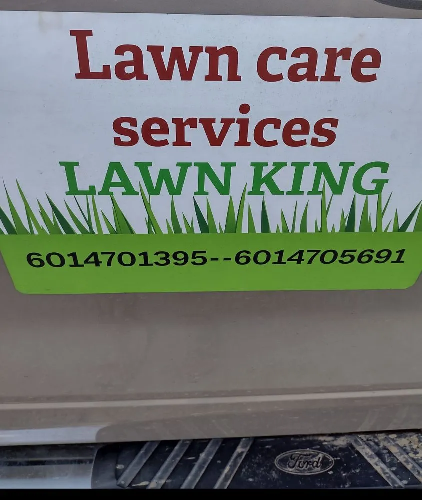 Top-rated outdoor landscaping experts serving Hattiesburg, MS - Lawn Care Services Lawn King