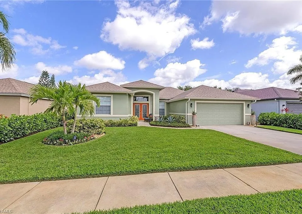 Professional landscaping services experts serving Lebanon, TN - Lawn Care Services Lopez