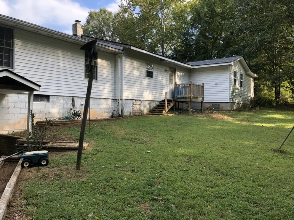 Affordable landscape installation experts serving Fredericksburg, VA - Lawn Care Solution