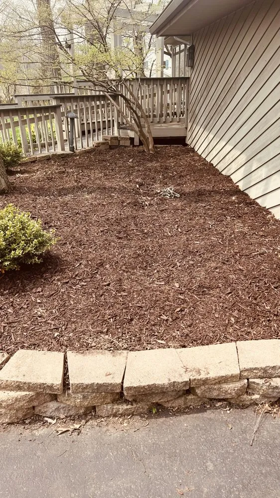 Expert residential landscaping for beautiful yards across Milwaukee, WI - Lawn Care Unlimited