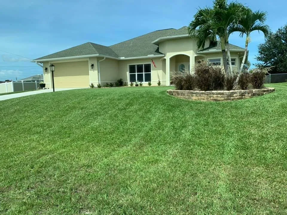 Professional lawn care service experts serving Cape Coral, FL - Lawn Caring Guys