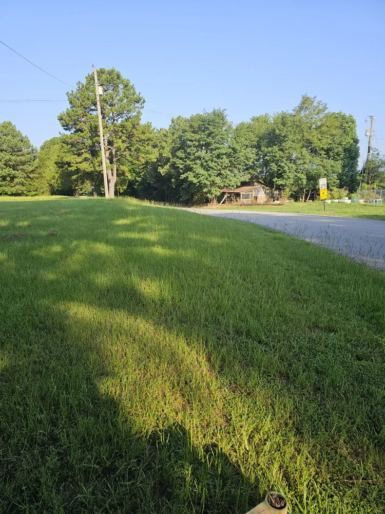 Reliable garden landscaping for homes in Quitman, AR by Lawn Champs