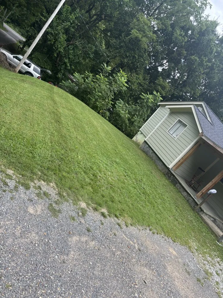 Expert residential landscaping experts serving Chattanooga, TN - Lawn Chemist