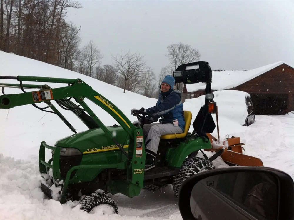 Expert yard maintenance for homes in McHenry, MD by Lawn Coach