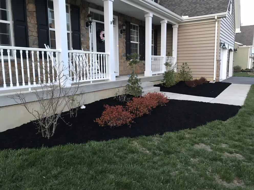 Expert yard maintenance in Oxford, PA - Lawn Commander Lawn Care