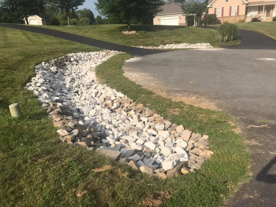 Top-rated outdoor landscaping in Oxford, PA - Lawn Commander Lawn Care