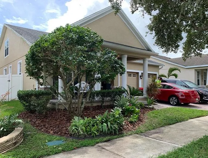 Reliable outdoor landscaping for year-round maintenance in Orlando, FL by Lawn Commander