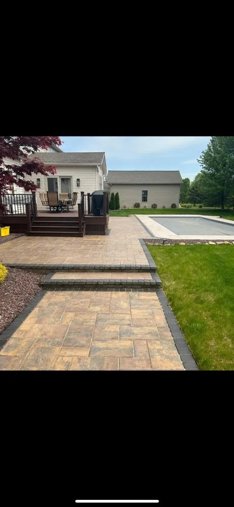 Affordable garden landscaping in Struthers, OH by Lawn commander