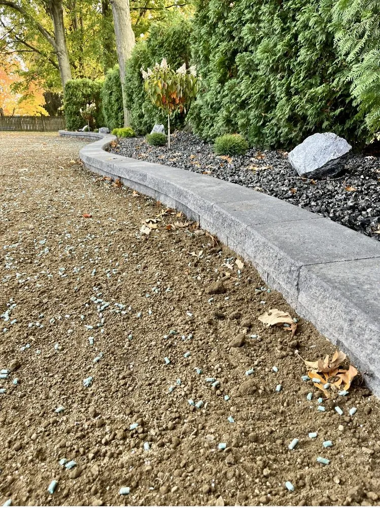 Affordable garden landscaping experts serving Struthers, OH - Lawn commander