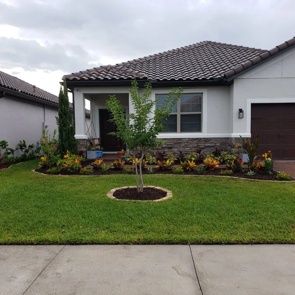Professional residential landscaping experts serving Deltona, FL - Lawn Concierge