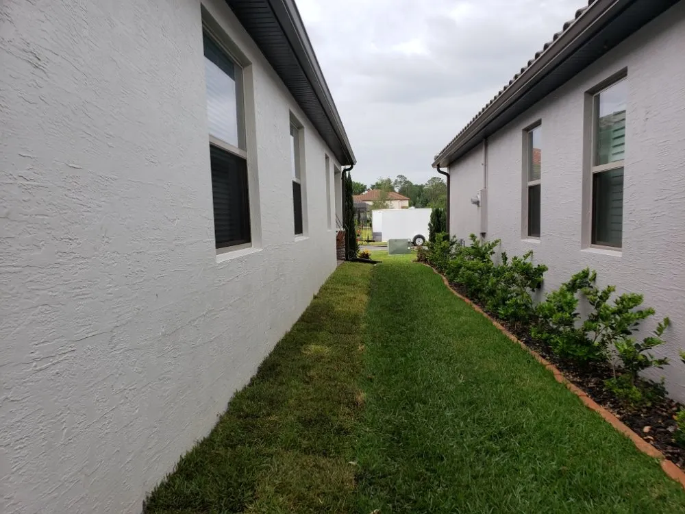 Custom yard cleanup service in Deltona, FL by Lawn Concierge