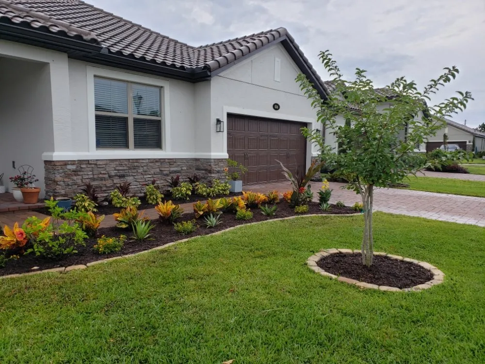 Local landscaping services experts serving Deltona, FL - Lawn Concierge