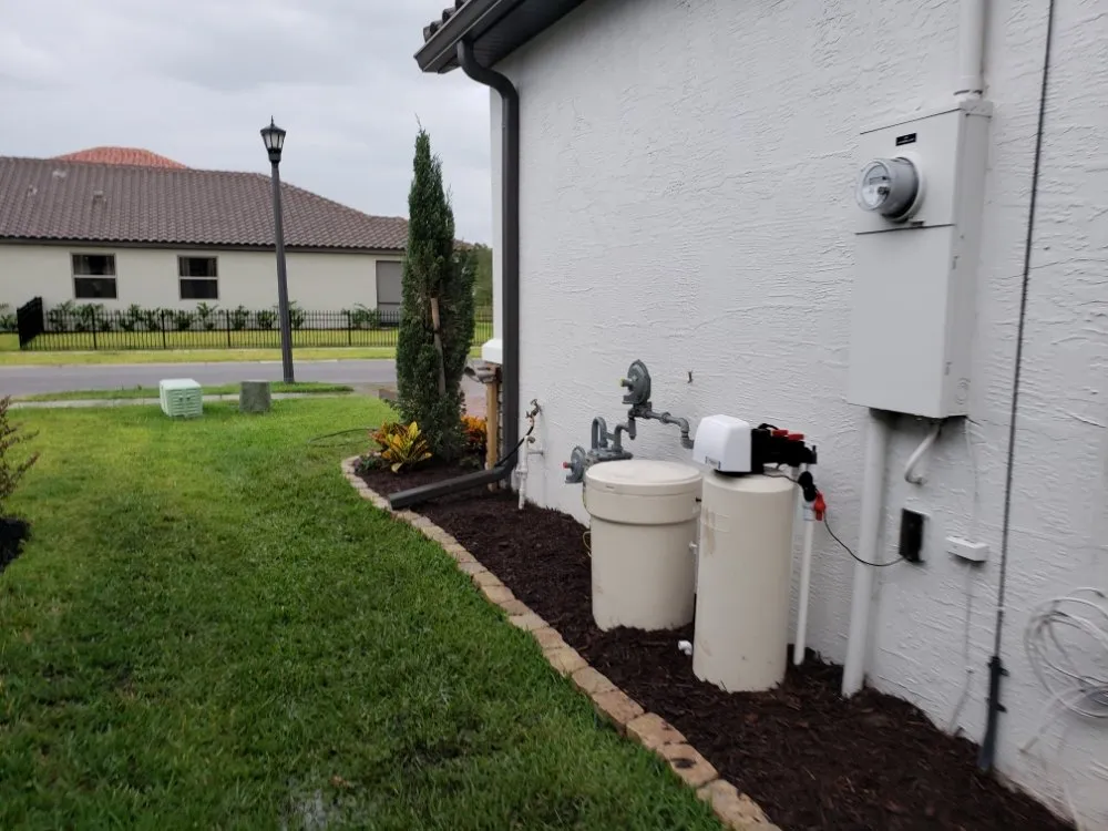 Top-rated lawn mowing service experts serving Deltona, FL - Lawn Concierge