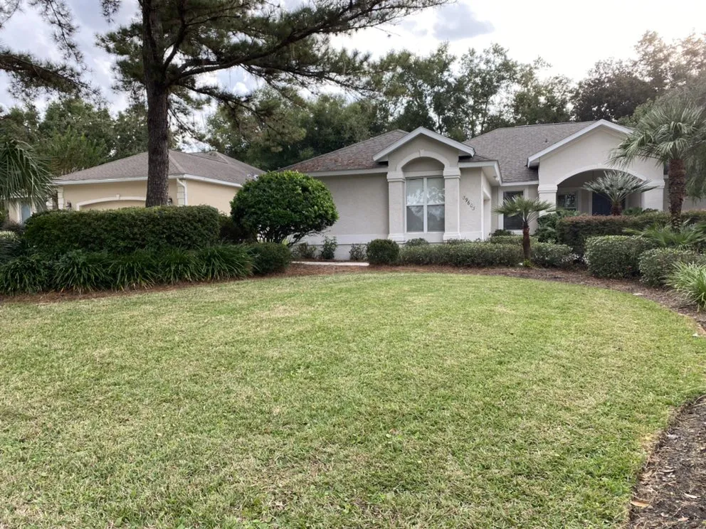 Affordable lawn mowing service with custom design across Ocala, FL - Lawn Core Landscaping