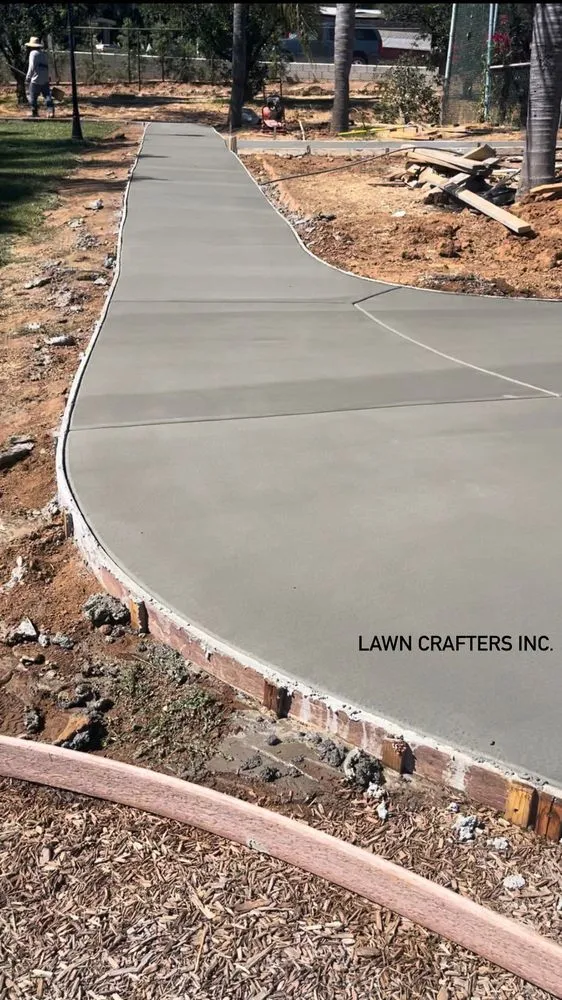 Expert yard cleanup service in Riverside, CA by Lawn Crafters