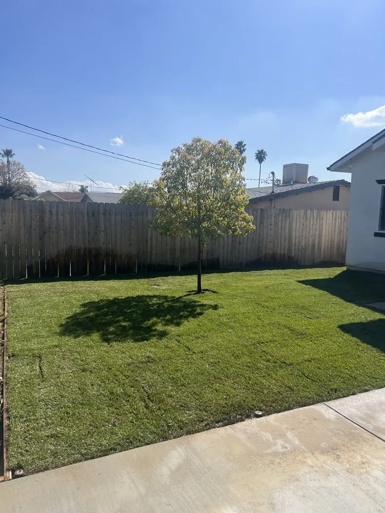 Custom garden landscaping in Riverside, CA by Lawn Crafters