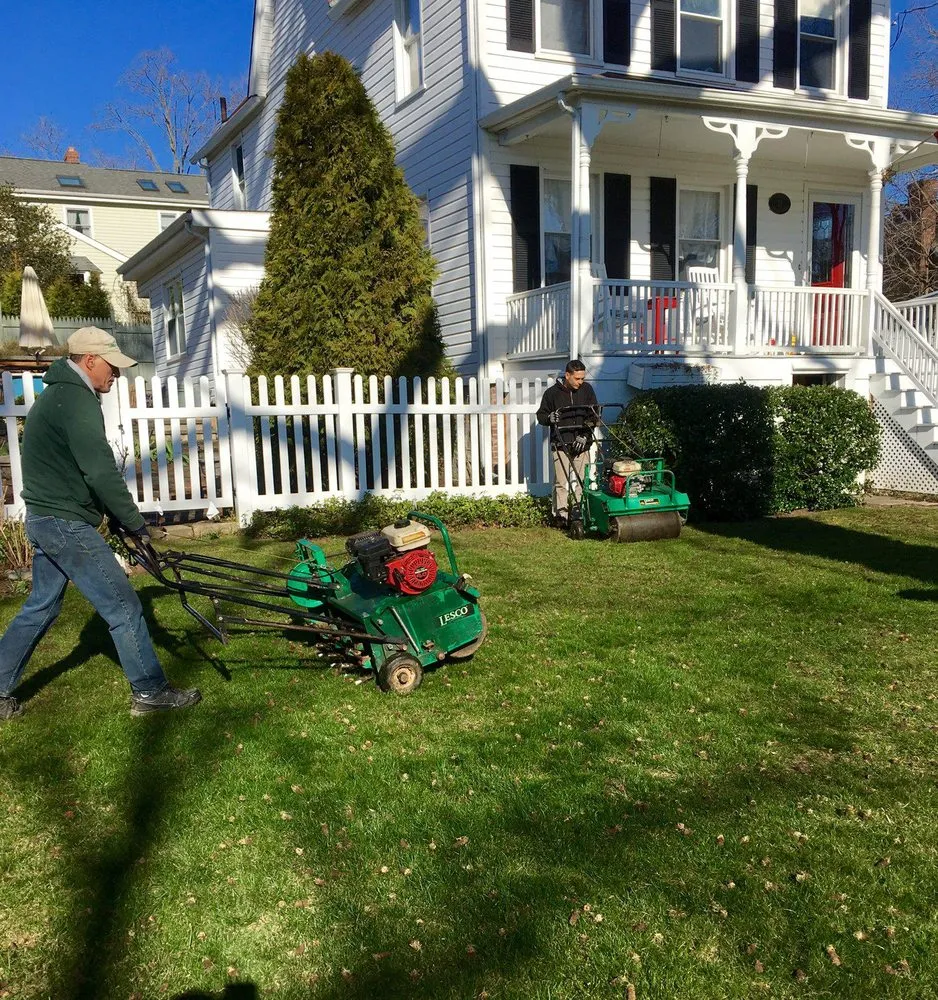 Trusted lawn care service experts serving Greenwich, CT - Lawn Creations