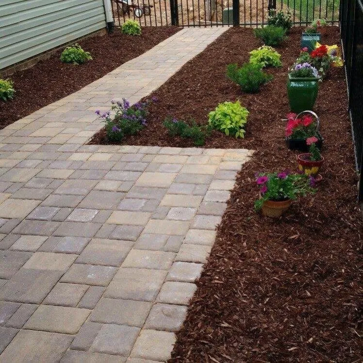 Affordable yard cleanup service for beautiful yards across Burlington, NC - Lawn Creations Landscapes