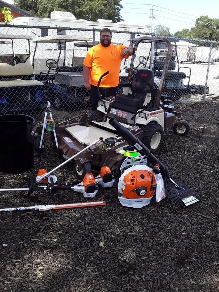 Reliable yard maintenance in Myakka City, FL by Lawn Culture