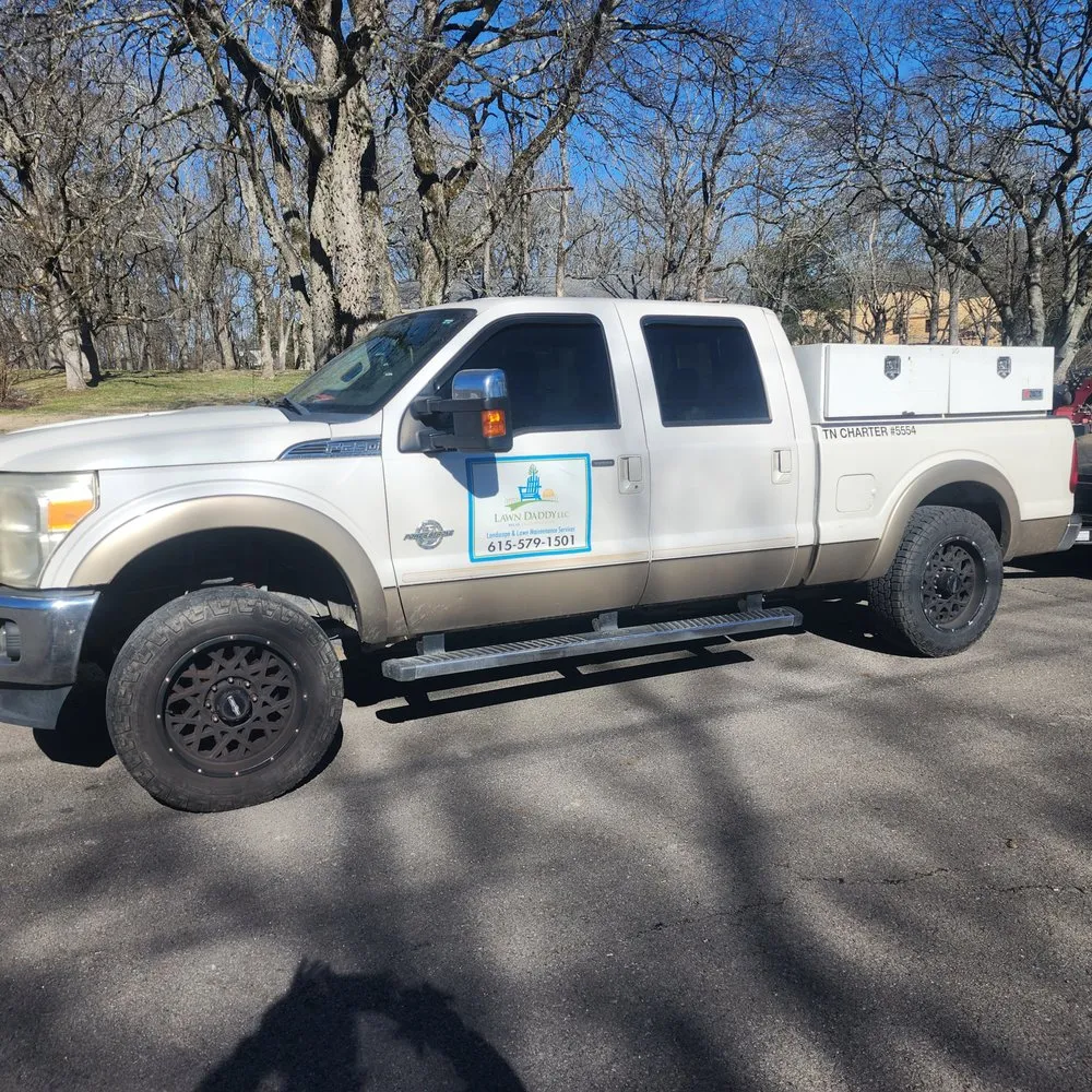 Expert landscaping services in Franklin, TN by Lawn Daddy