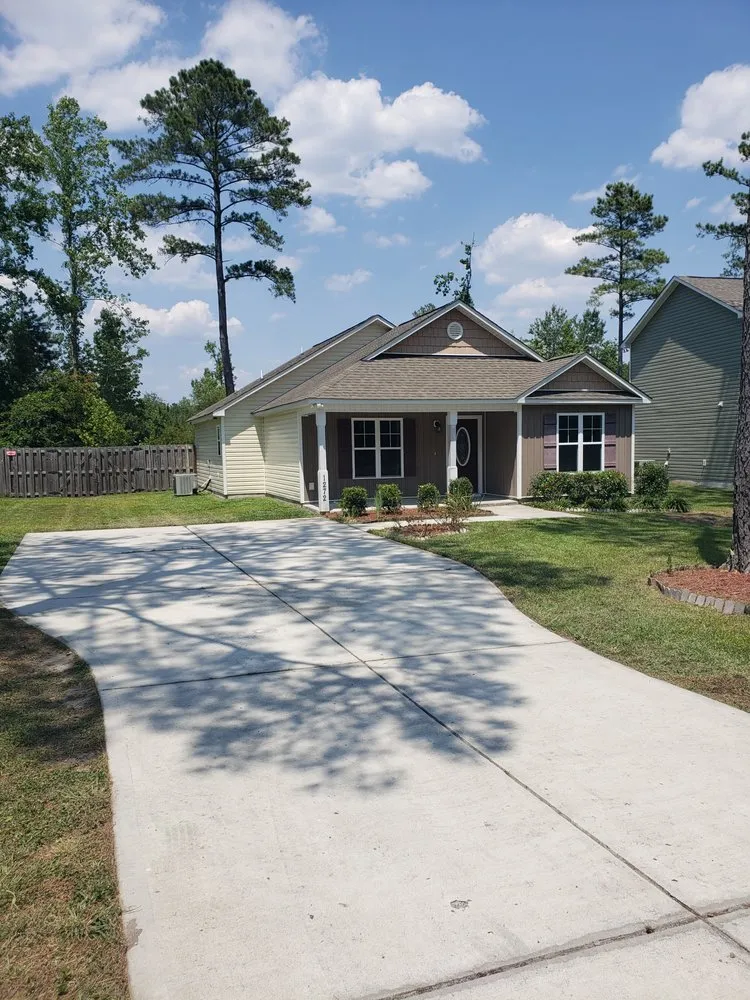 Custom residential landscaping for beautiful yards across Jacksonville, NC - Lawn Daddy