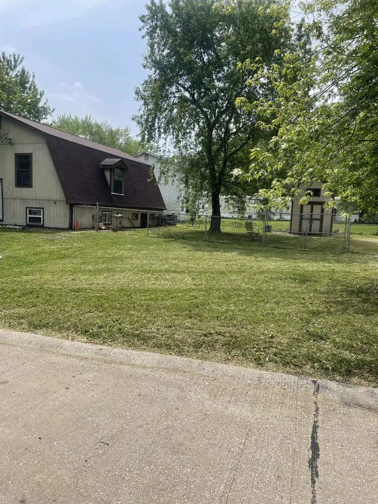 Affordable landscape design experts serving Barnhart, MO - Lawn Daddy’s