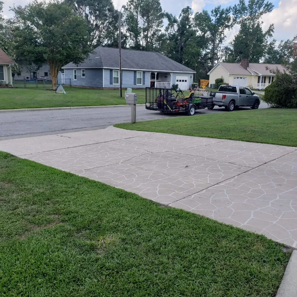 Local residential landscaping experts serving Jacksonville, NC - Lawn Dawg Lawn Care