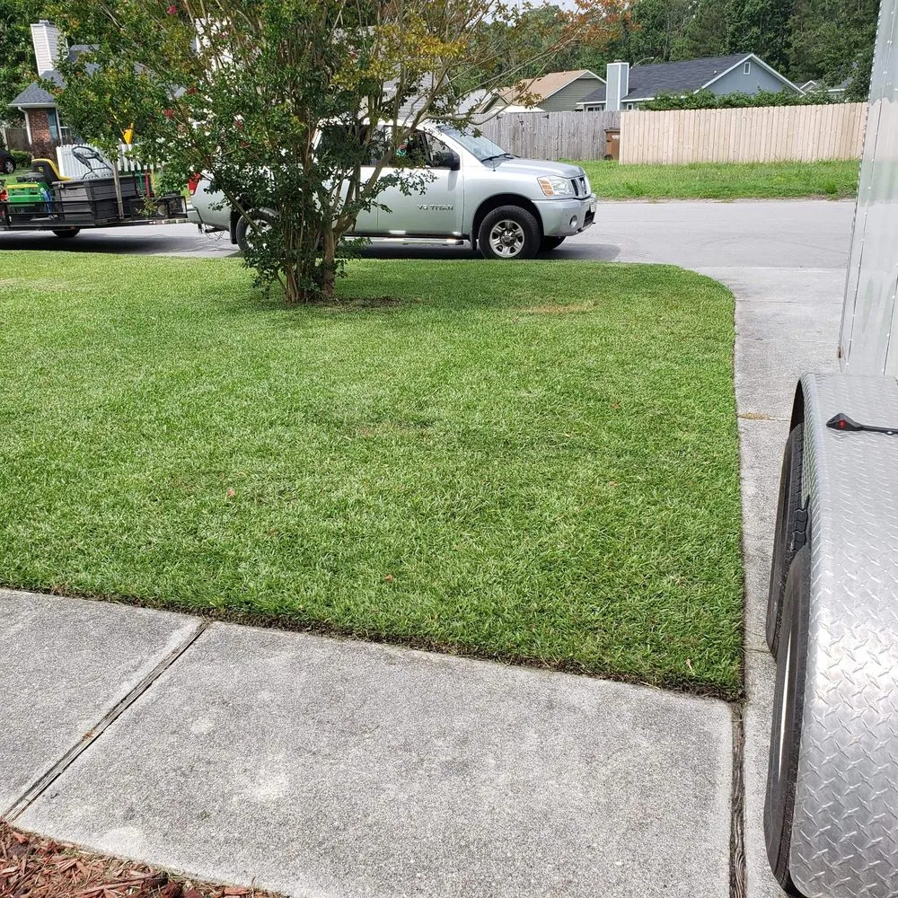 Reliable lawn mowing service with custom design across Jacksonville, NC - Lawn Dawg Lawn Care