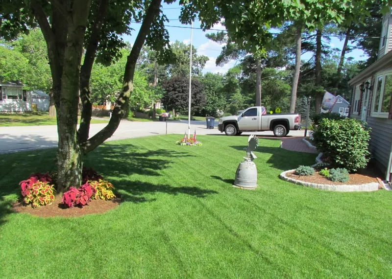 Professional landscape installation experts serving Litchfield, NH - Lawn Dawg