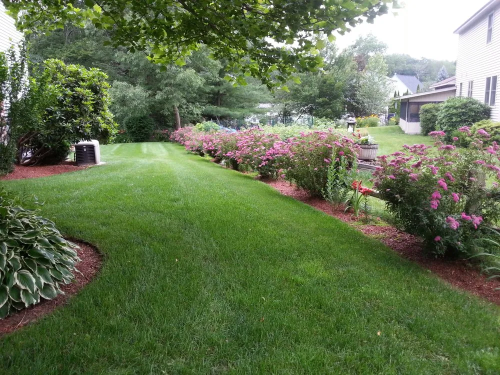 Professional garden landscaping experts serving Rochester, NY - Lawn Dawg