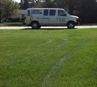 Professional lawn care service in Lake Zurich, IL by Lawn Doctor