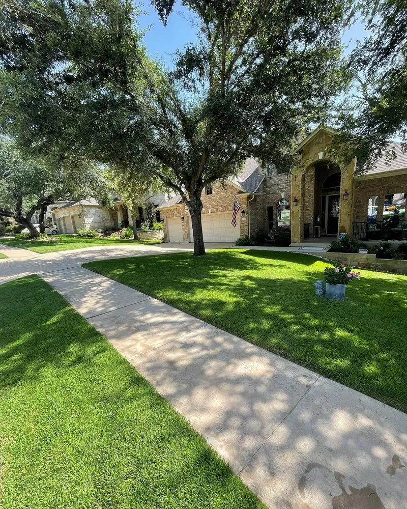 Local lawn mowing service experts serving Leander, TX - Lawn Doctor of Cedar Park-Leander & Avery Ranch-Lake Travis
