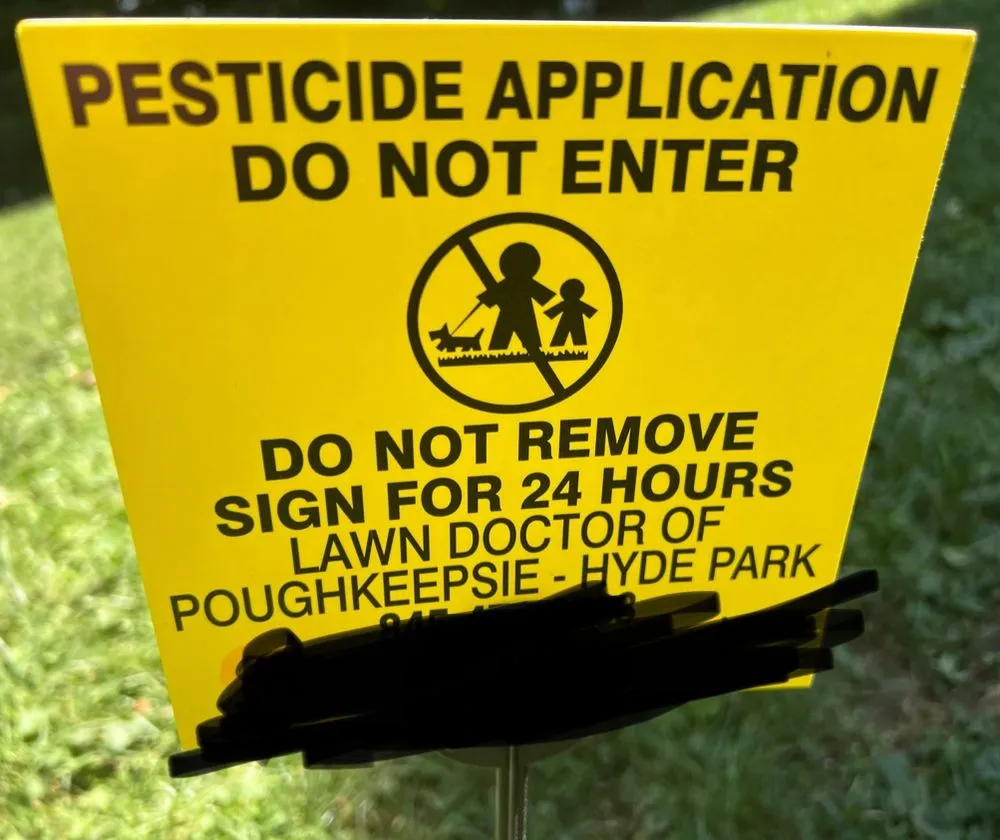 Top-rated lawn care service experts serving Kingston, NY - Lawn Doctor of Kingston, Poughkeepsie & Hudson