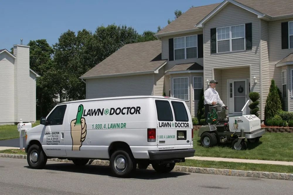 Custom yard cleanup service experts serving Madison, WI - Lawn Doctor of Madison