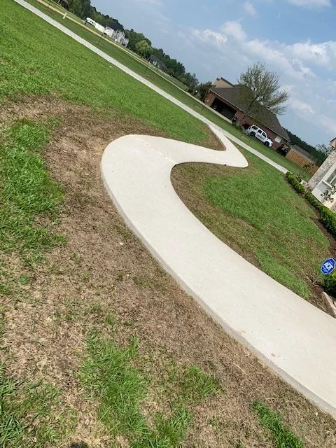 Custom lawn mowing service with custom design across Mandeville, LA - Lawn Doctor of Mandeville & Covington