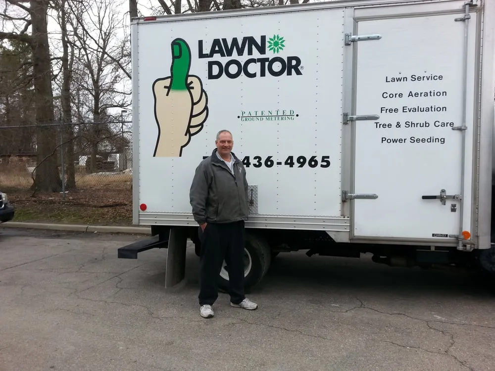 Top-rated yard cleanup service in Virginia Beach, VA by Lawn Doctor of Virginia Beach