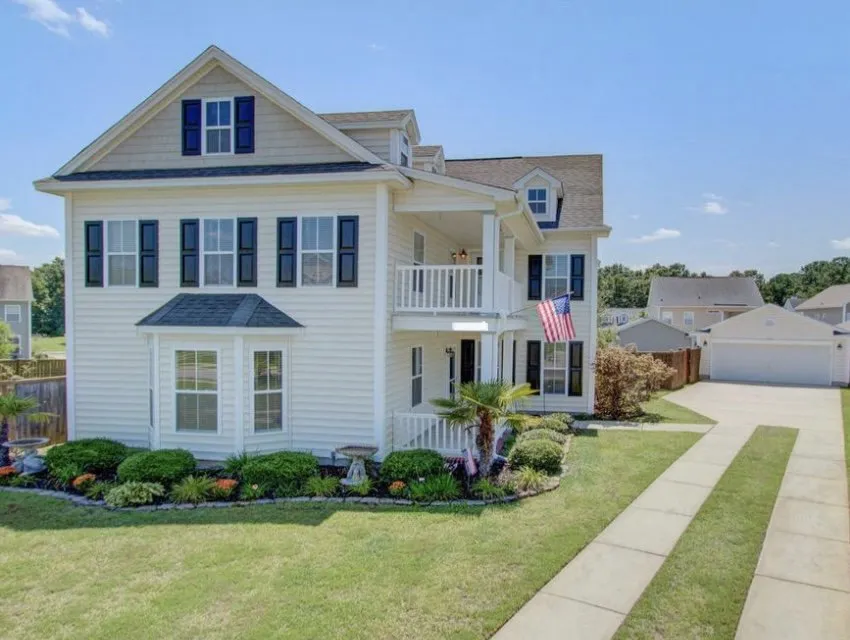 Expert landscape design experts serving Summerville, SC - Lawn Doctor