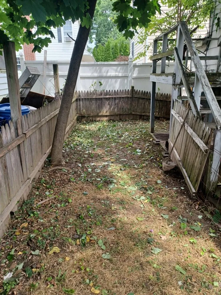 Custom lawn mowing service experts serving Havre de Grace, MD - Lawn DogZ