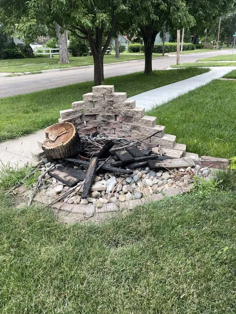 Local landscape design in Hastings, NE - Lawn Enforcement & Landscape