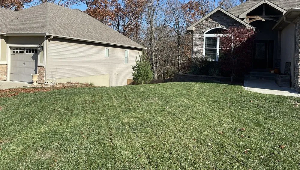 Local lawn care service experts serving Warrensburg, MO - Lawn Enforcement Burg